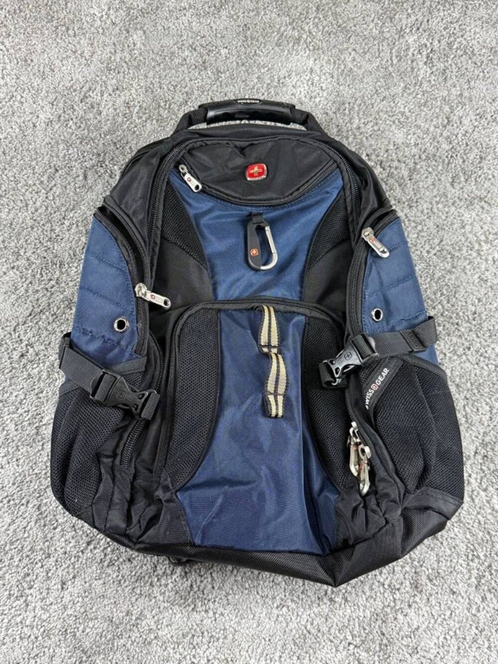 SwissGear Wenger Laptop Backpack Travel School Carry On Black Blue